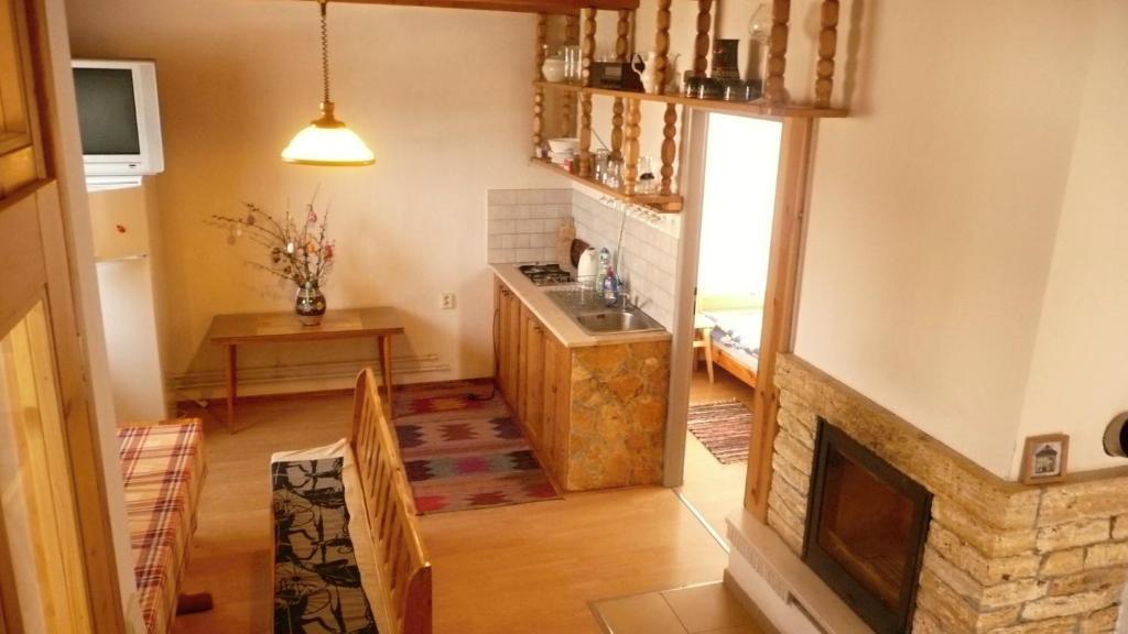 Chalupa Baran Bešeňová Habitación foto
